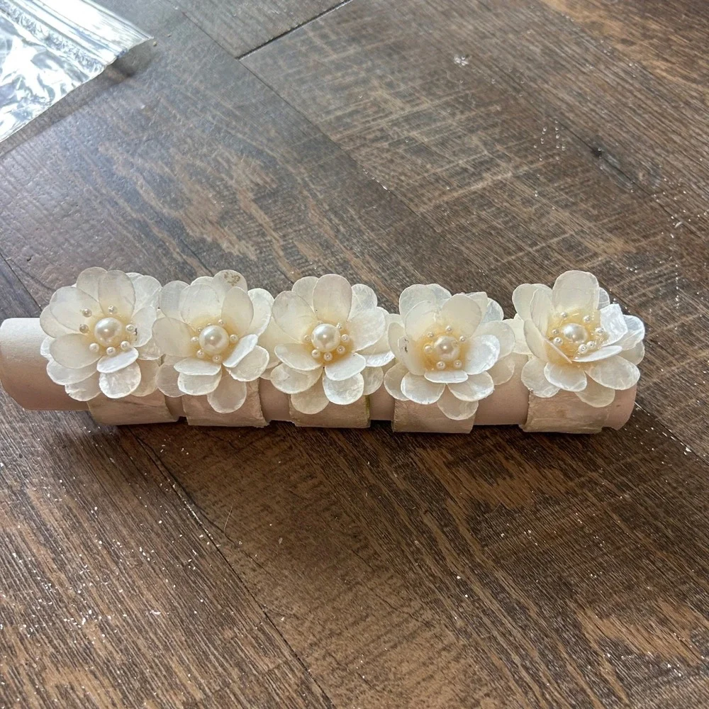 Vintage Capiz Shell Flower Napkin Rings Faux Pearl Center Cream Set of 5 Floral